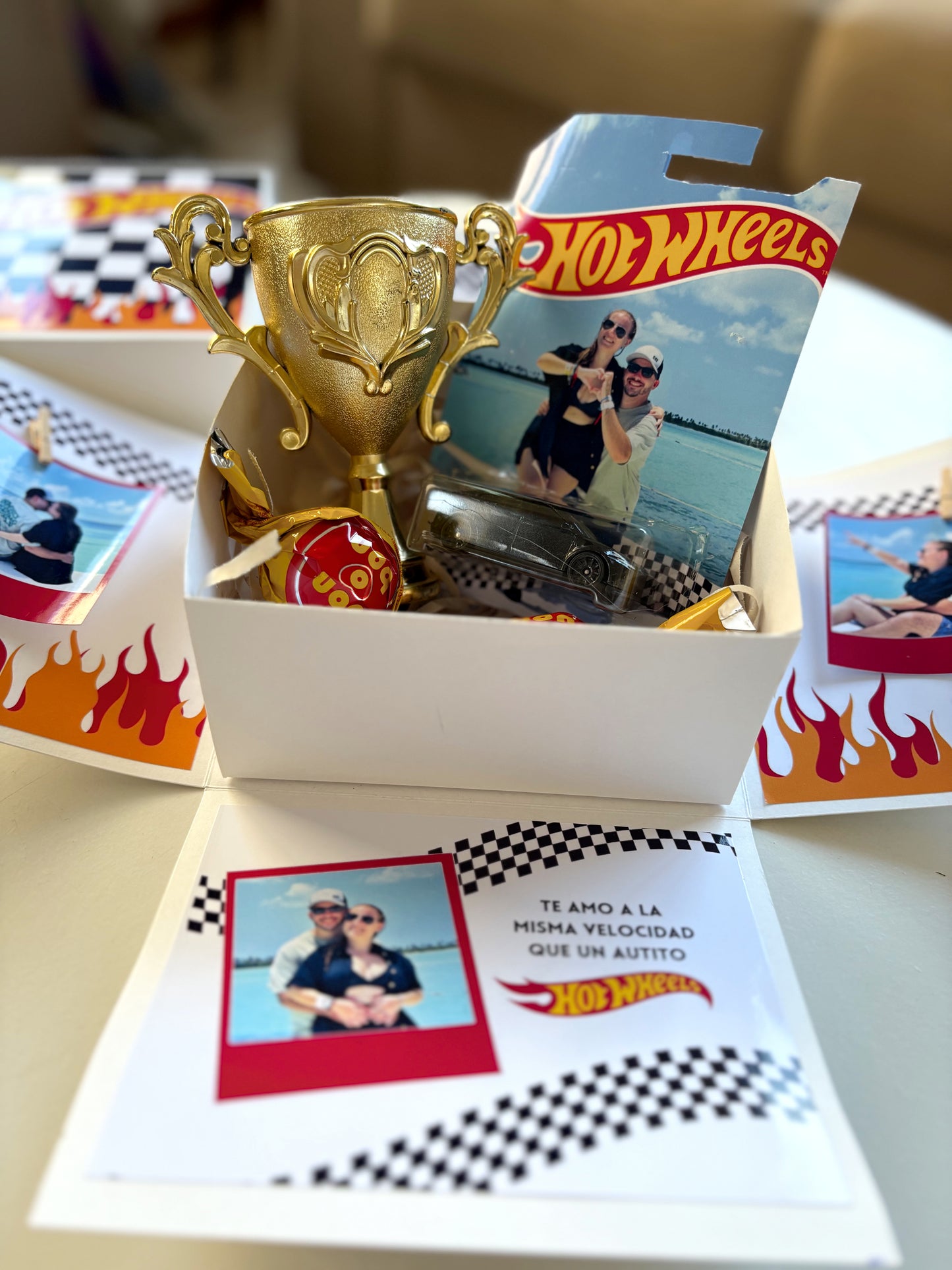 Box Explosiva Hot Wheels